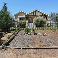 16 Blyth Road, Clare, SA 5453 16 Blyth Road, Clare, SA 5453