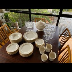 Dinner Set and Crystal Glassware Dinner Set and Crystal Glassware