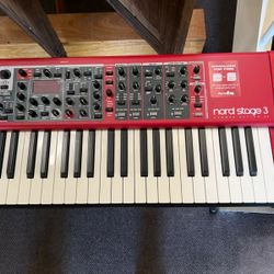 Nord stage 3 88 hammer key #3 Nord stage 3 88 hammer key #3