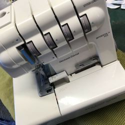 ❤️Full Machine Servicing $79 each ❤️Overlockers❤️Sewing Machine #2 ❤️Full Machine Servicing $79 each ❤️Overlockers❤️Sewing Machine #2