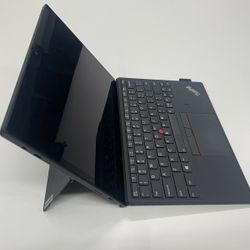 Lenovo X12 Detachable Laptop / Tablet Lenovo X12 Detachable Laptop / Tablet
