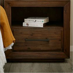 Brand new in box solid acacia wood bedside tables (pair) Brand new in box solid acacia wood bedside tables (pair)